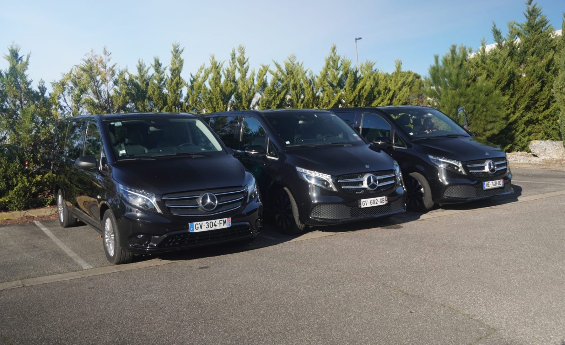 3 vtc rangés en épi